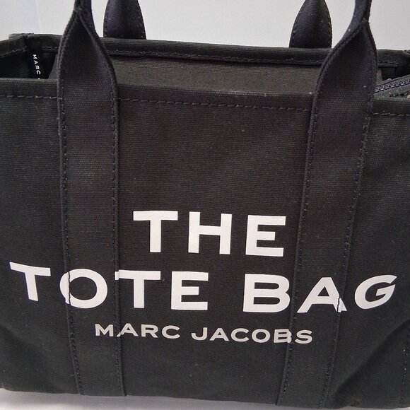 Marc Jacobs The Medium Tote Bag – Black (Style M0016161-001) - Picture 2 of 8